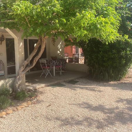 Chez Zabou Apartment Carpentras Bagian luar foto