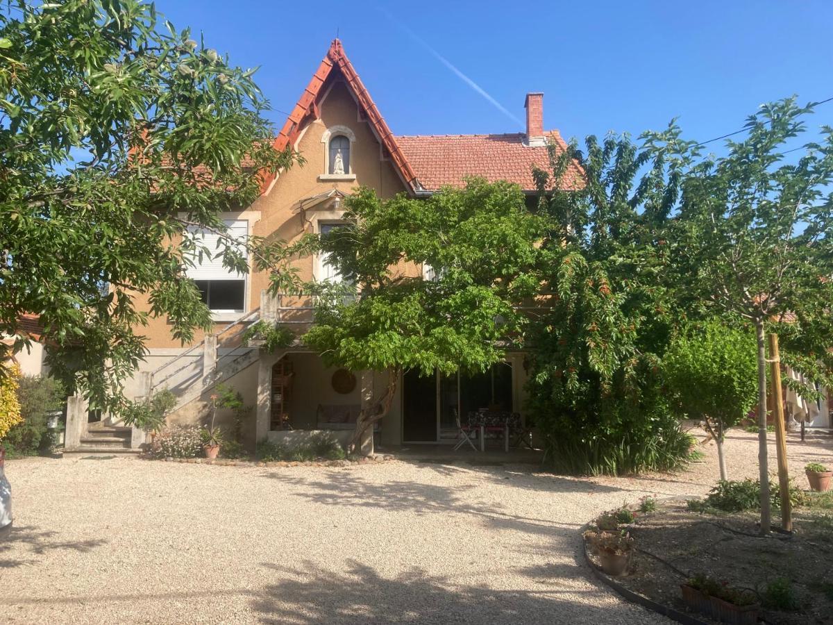 Chez Zabou Apartment Carpentras Bagian luar foto
